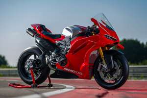 2026 Ducati Panigale V4 R