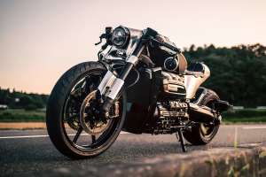 Custom Triumph Rocket 3 by CW Zon
