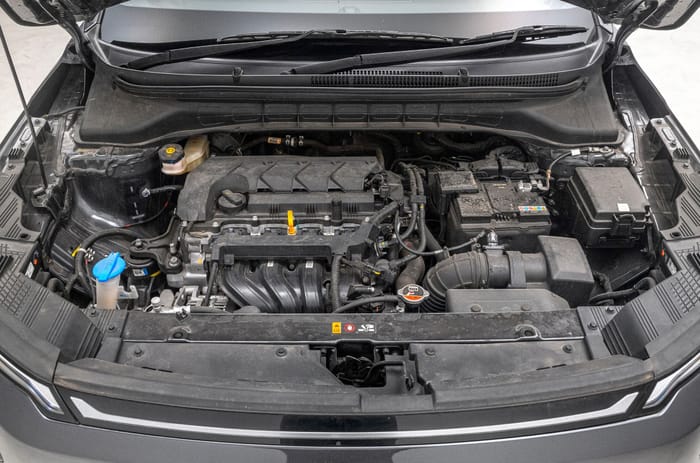 Kia Carens Clavis petrol engine`