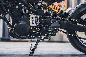 Royal Enfield Guerrilla 450 café racer by Buraq Motorcycles